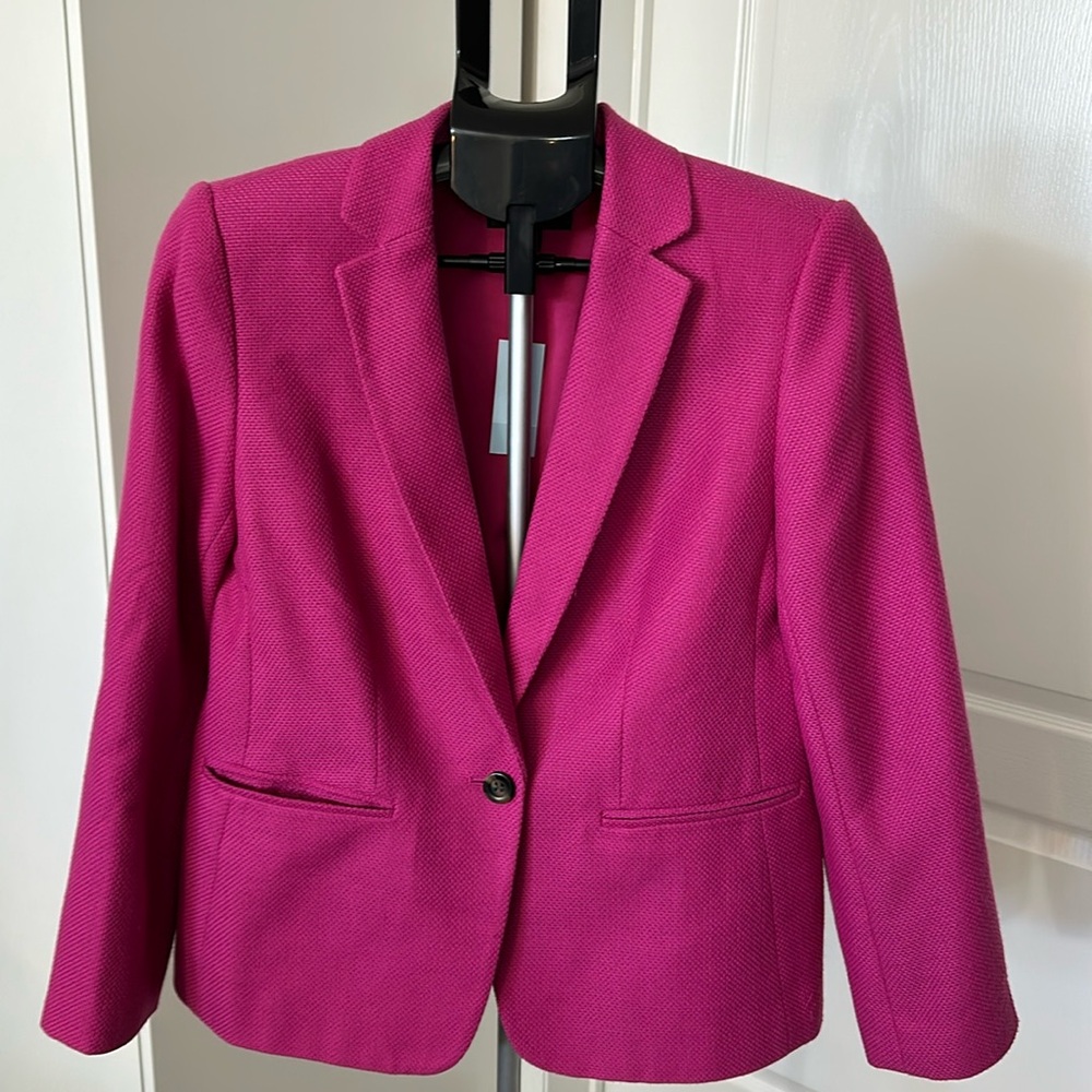 Blazer from Ann Taylor new with tag.
